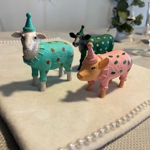 Target party animals set of 3 Target Party Animal Cow pig Sheep Bullseye Farm
